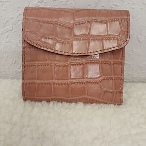 Patricia Nash Reiti Wallet in Old Rose Croc